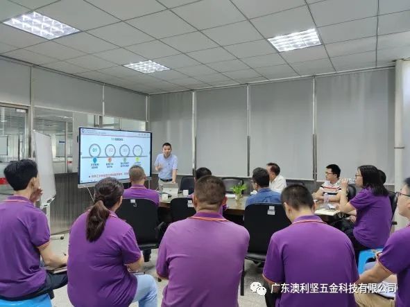 政产研智助强企专家组莅临蕾丝视频下载APP公司指导